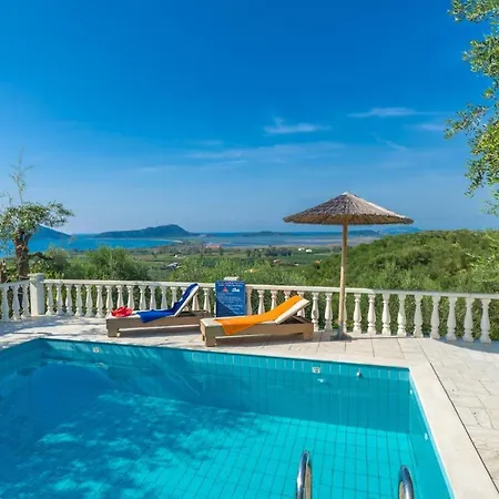 Villa Sleeps 2 Pool Air Con Wifi *